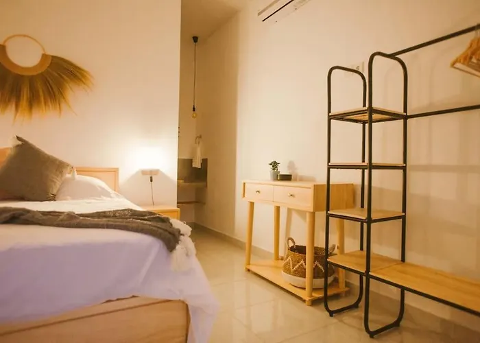 Barefoot- 5br In Villa *