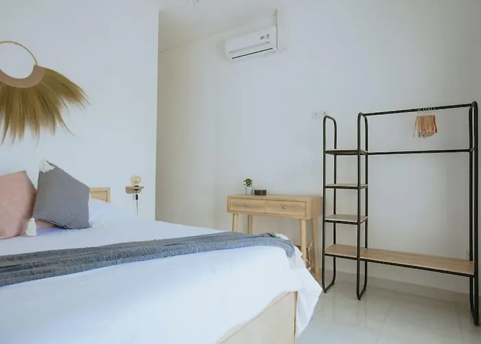 Barefoot- 5br In Canggu