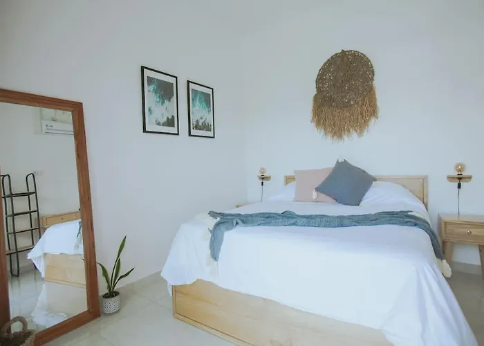 Barefoot- 5br In Villa *